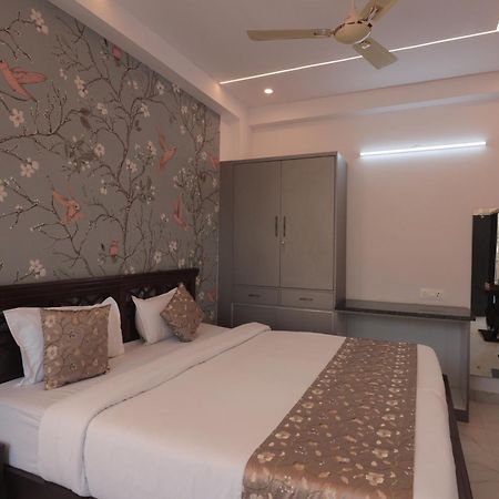 Yogved Hospitality & Resort Rishīkesh Exteriör bild