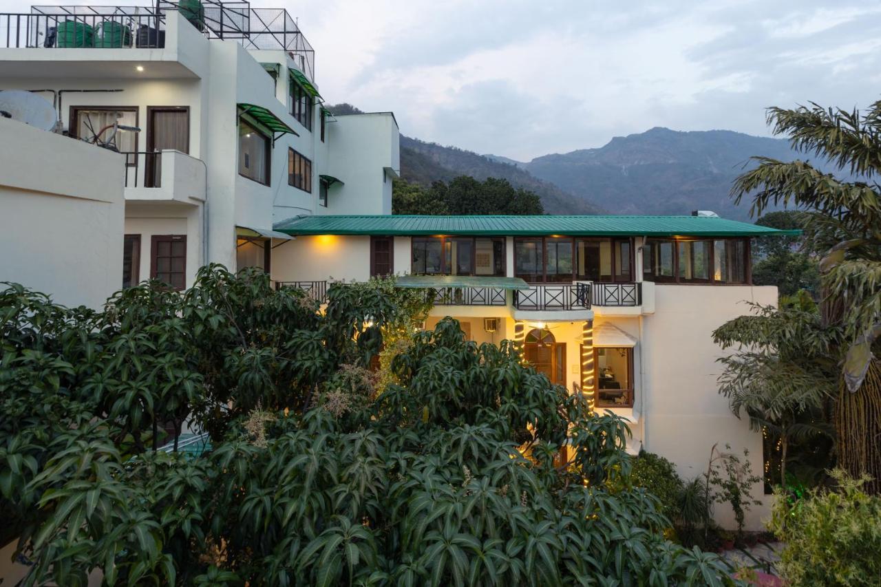 Yogved Hospitality & Resort Rishīkesh Exteriör bild