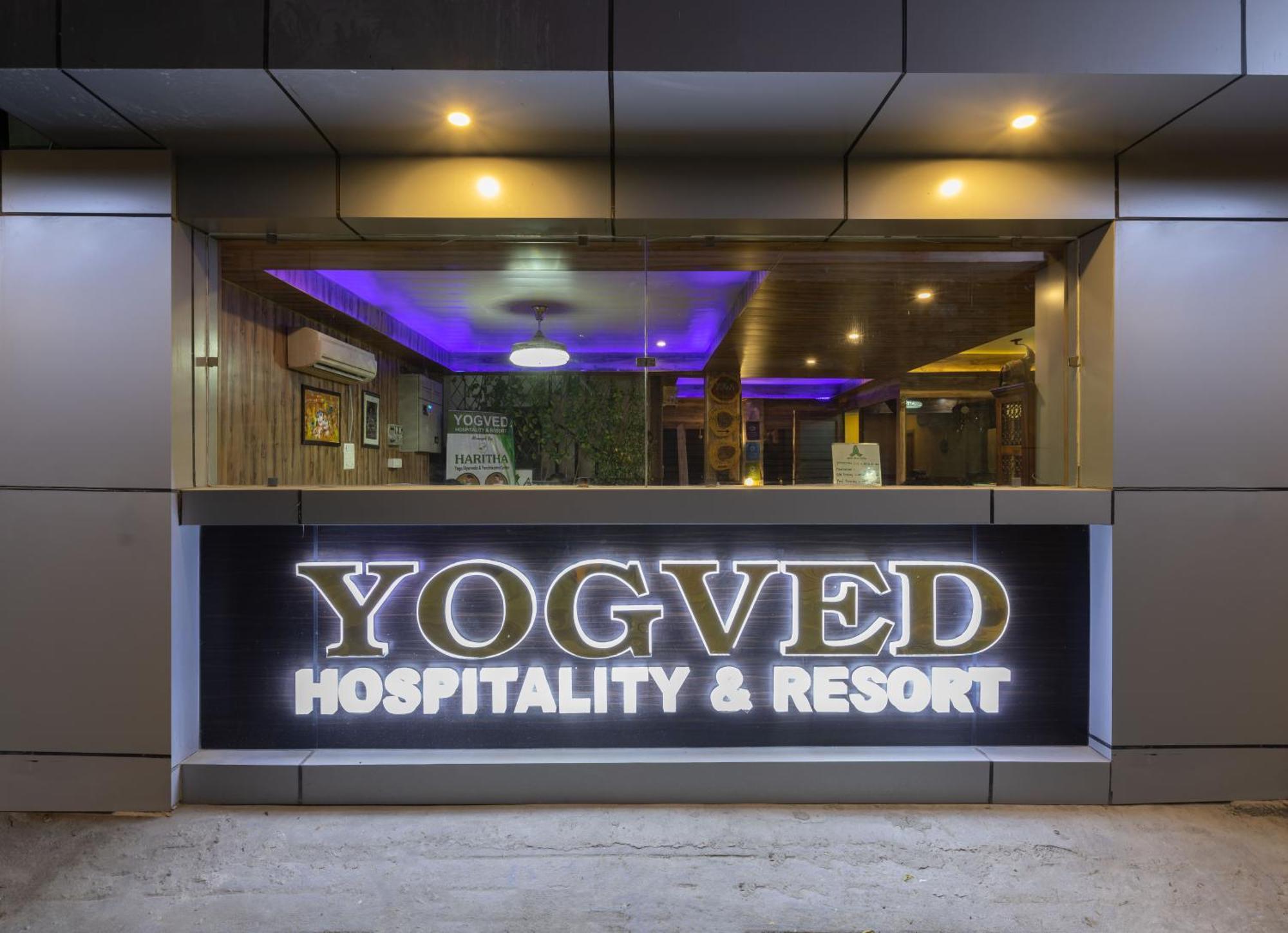 Yogved Hospitality & Resort Rishīkesh Exteriör bild